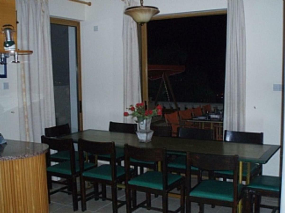 Villa Aphrodite เปเยีย ภายนอก รูปภาพ